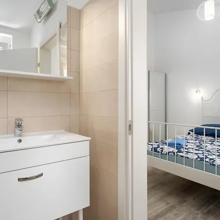 Franka With Private Pool *