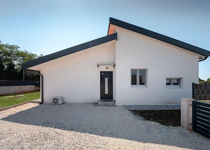 Franka With Private Pool Krnica